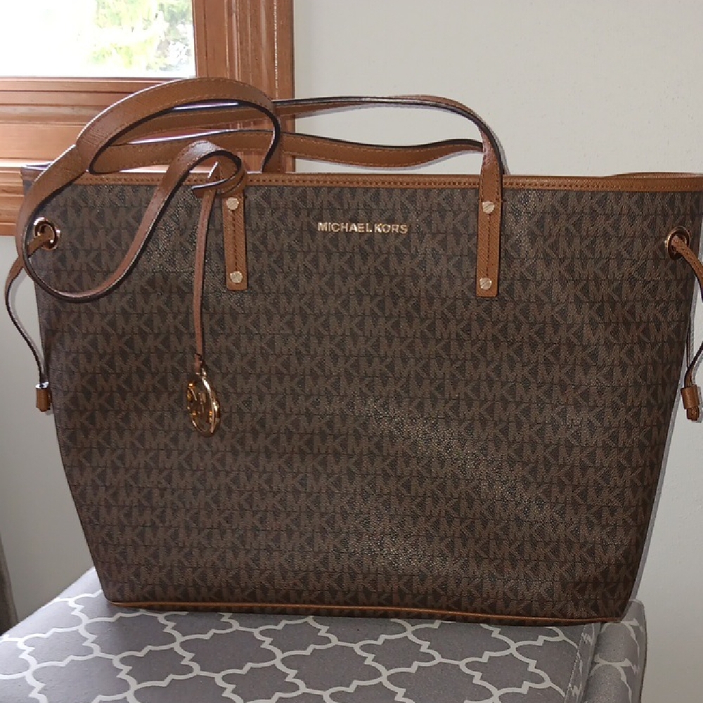 Michael Kors Signature Brown Tote